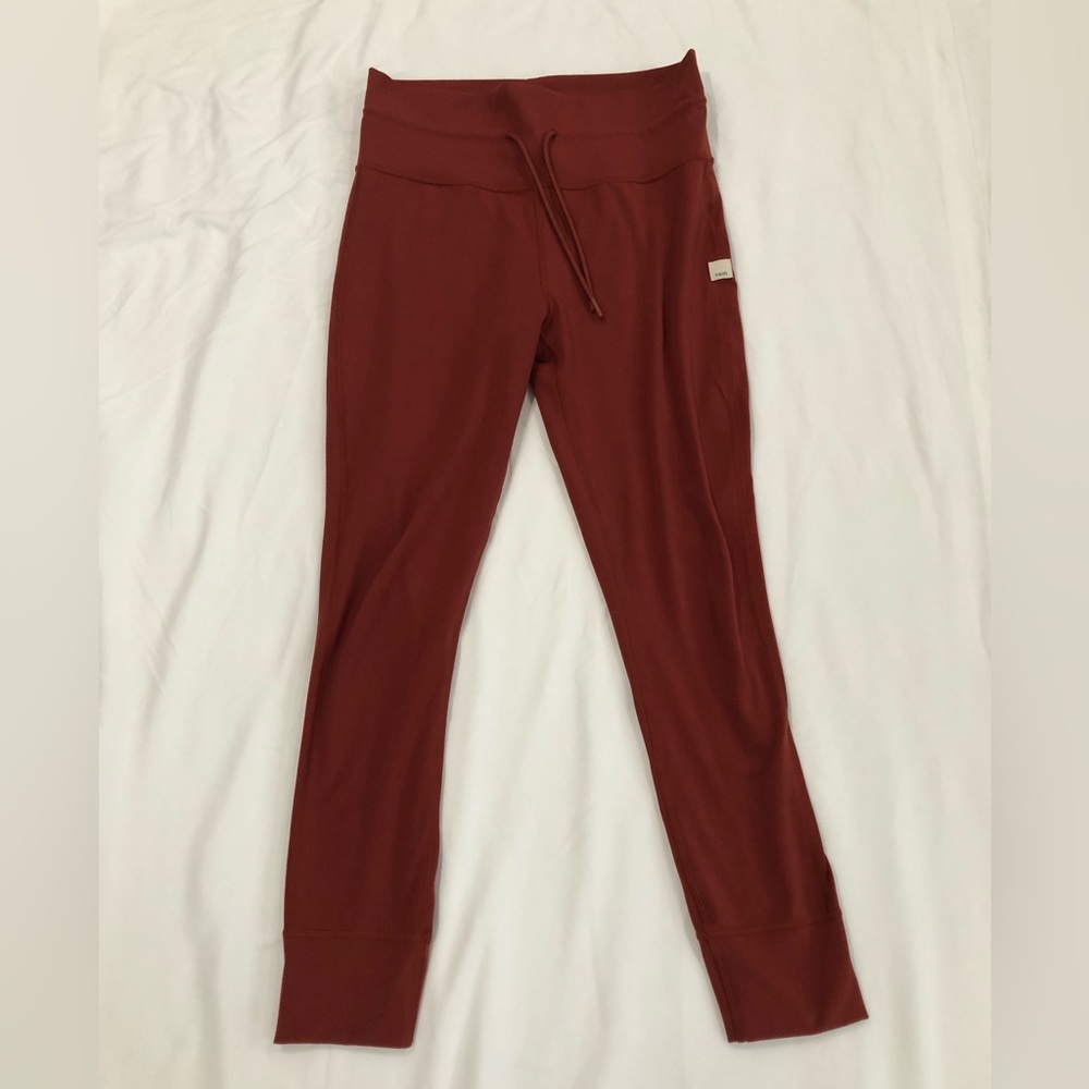 Vuori Daily 7/8 Leggings Size Large Color Spice